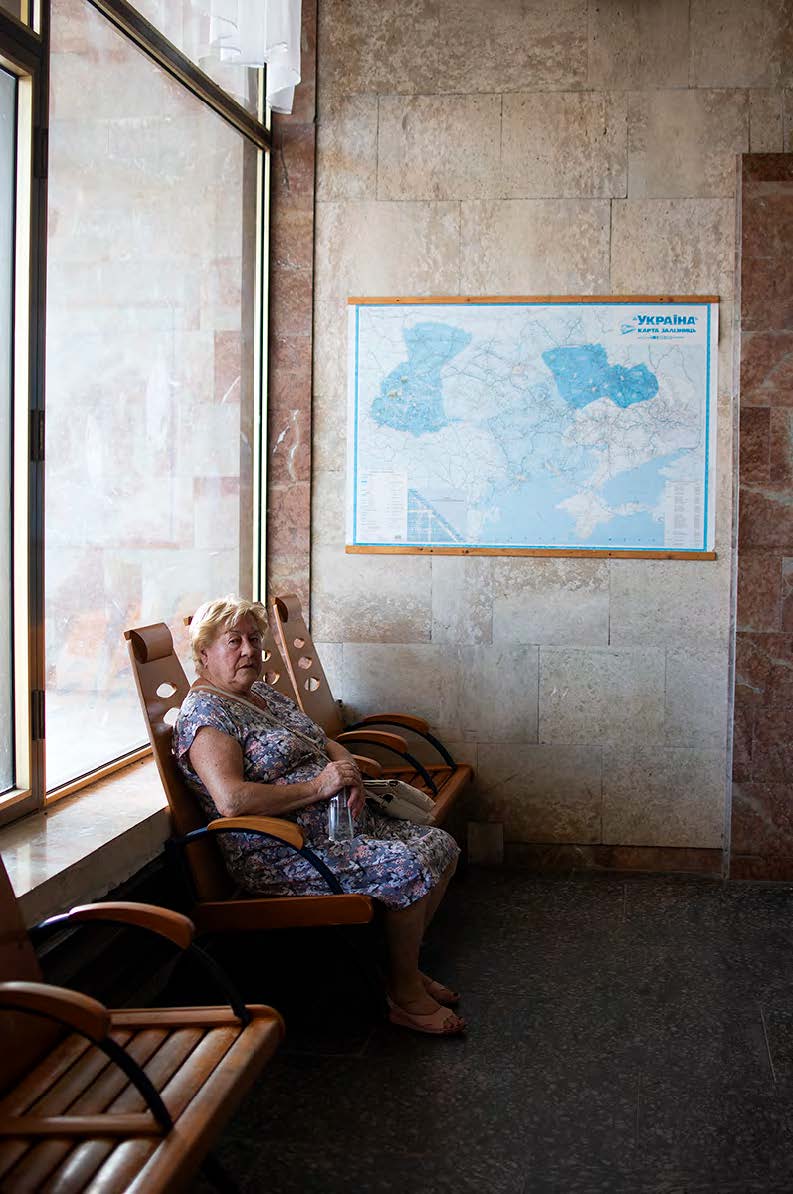 documentary project Natalia Poniatowska ukraine poland photography project art